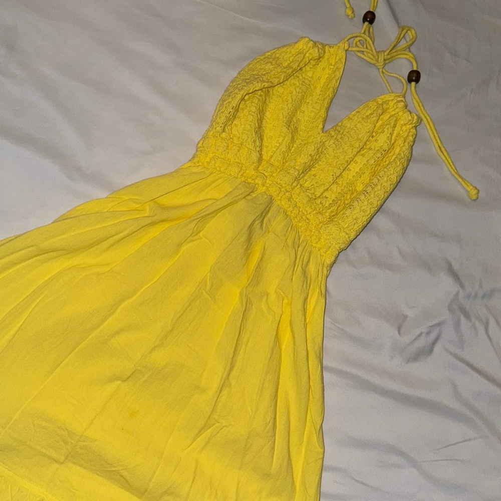 Yellow short dress